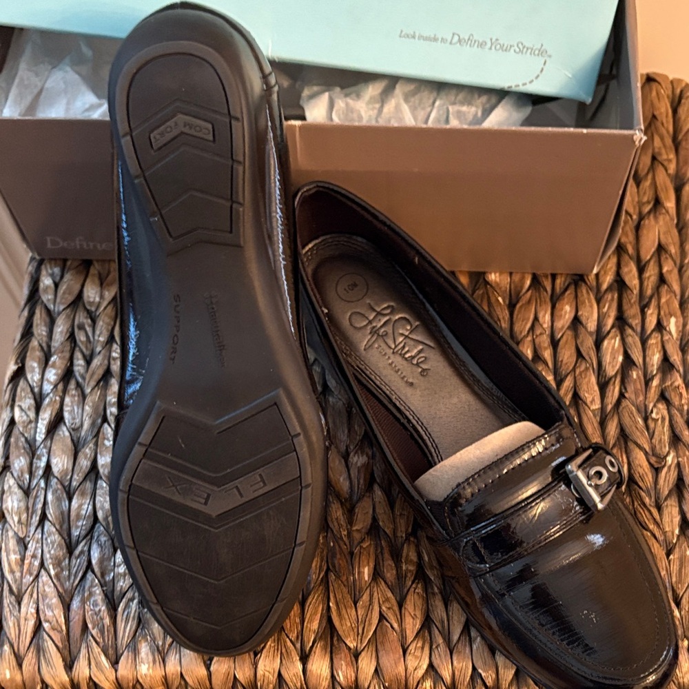 Life Stride Black Flats with Silver Buckle - Picture 3 of 3